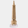 Pagoda Escultura, Laton Calido